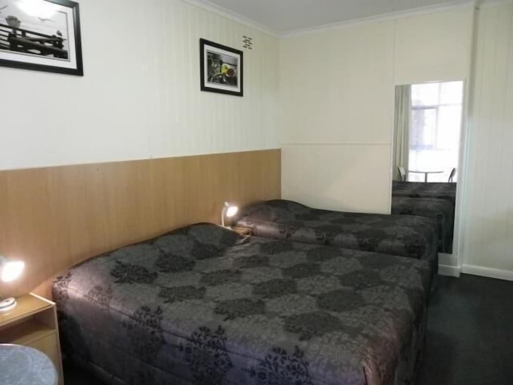 Deluxe Room, Non Smoking (Deluxe Twin) photo 1