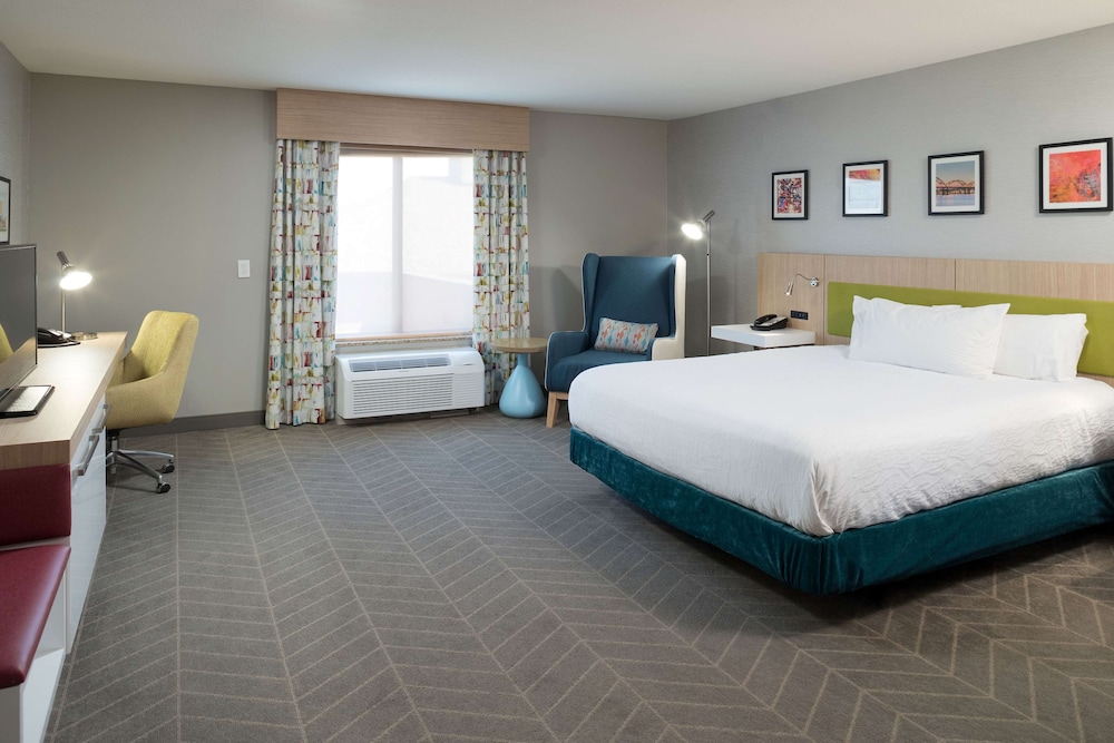 1 King Bed, Accessible, Non Smoking - Photo 2