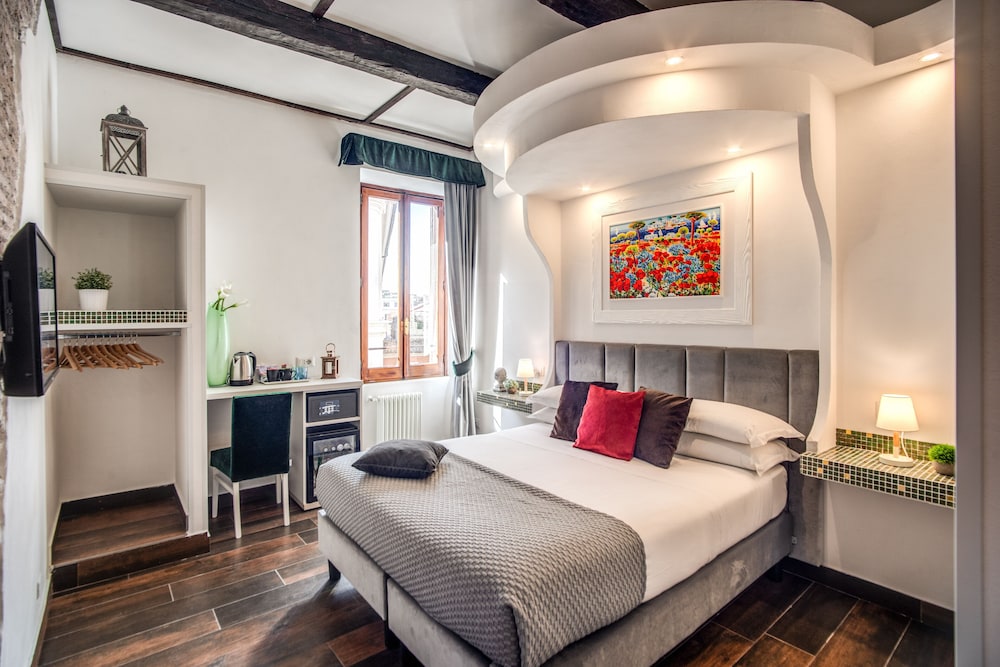 King Deluxe (Separate Building_located in Via Sistina, 36) photo 3