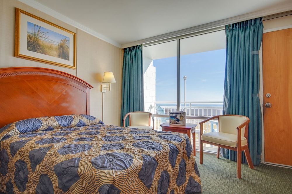 2 Double Bed Oceanfront photo 1