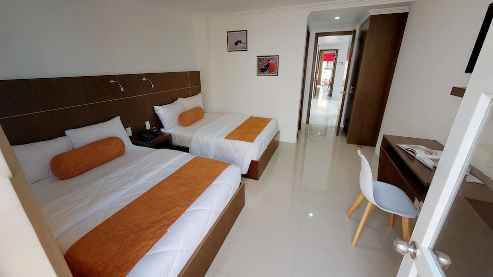 Deluxe Room, 2 Double Beds, Non Smoking photo 2