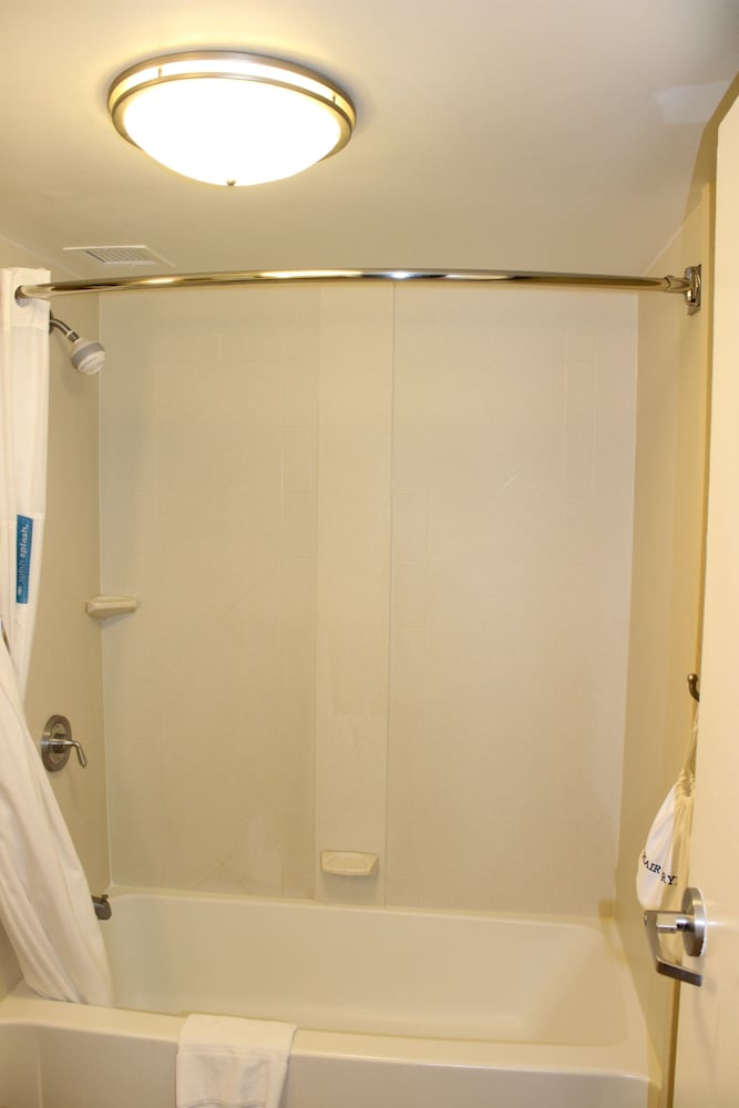 Standard Room, 2 Double Beds, Non Smoking, photo 6