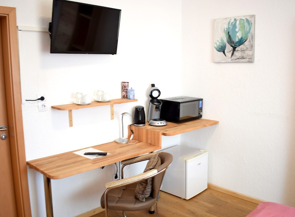 Basic Double Room photo 1