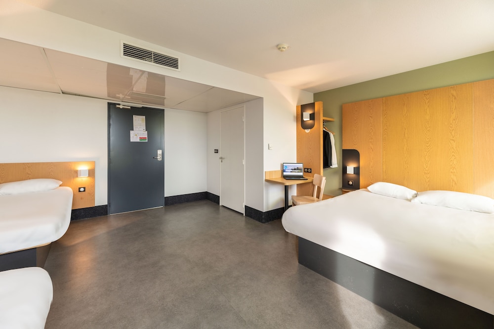 Quadruple Room, Non Smoking photo 1