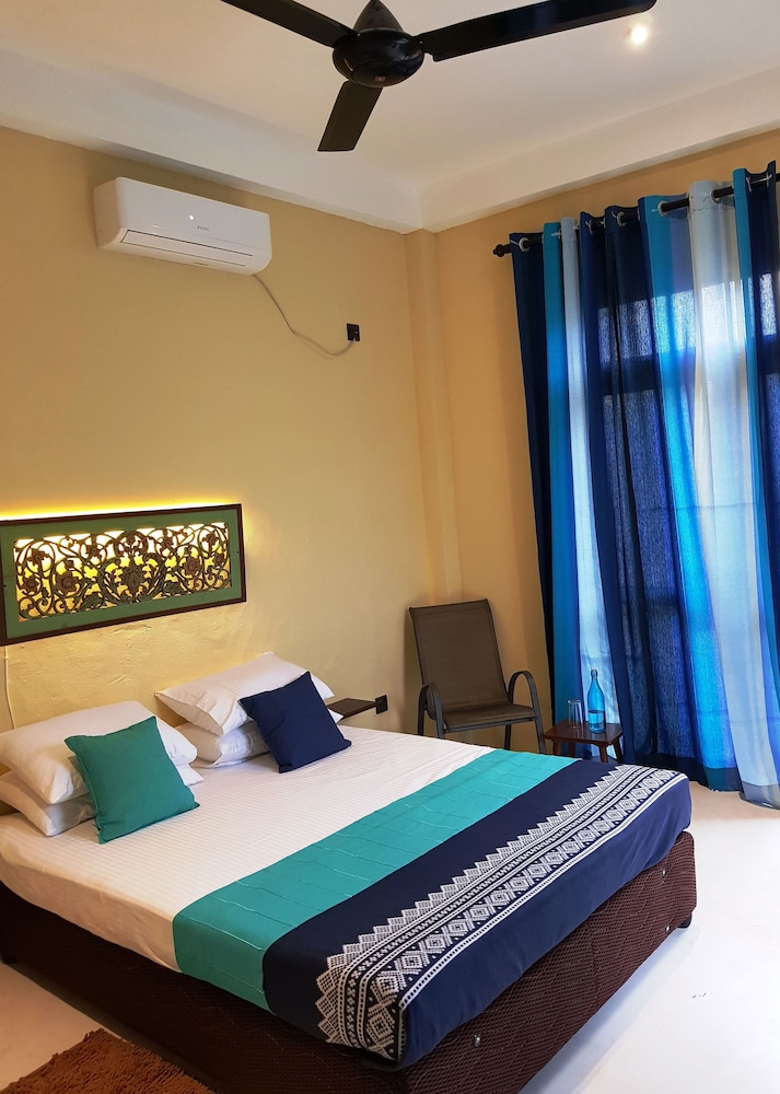 Comfort Villa, 2 Bedrooms, Accessible, Pool View photo 2