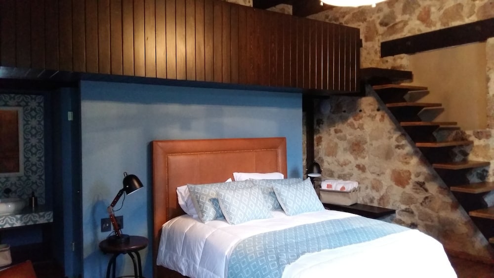 Elite Room, Multiple Beds