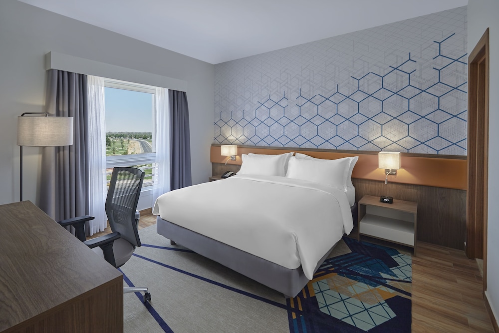 Suite, 1 Bedroom, Kitchenette thumbnail 5