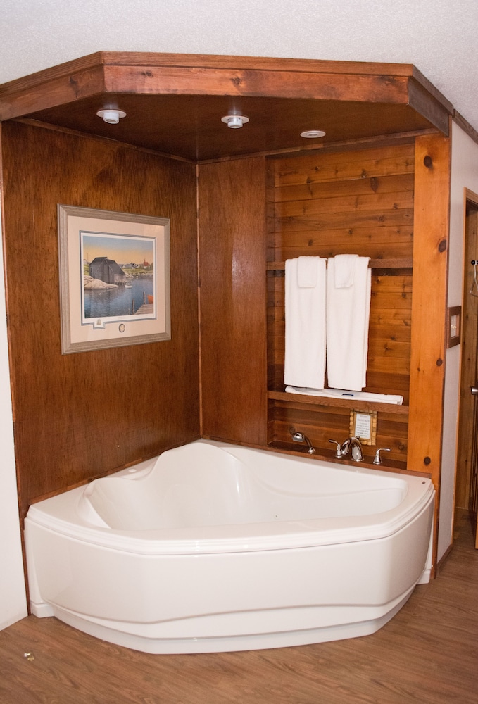 Suite, 1 King Bed with Sofa bed, Ocean View photo 2
