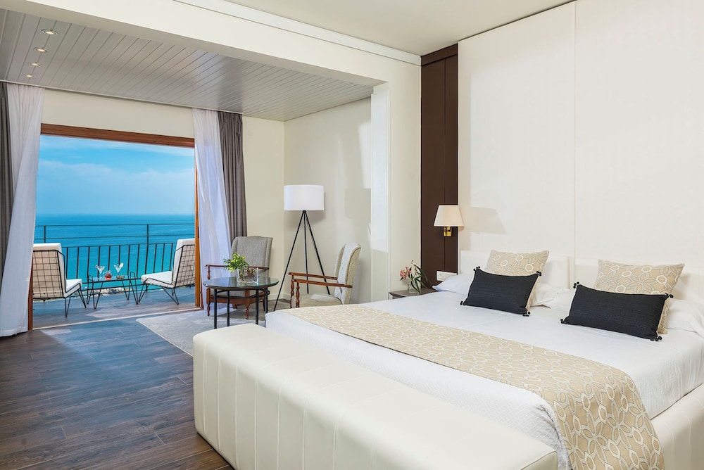 Premium Room, Terrace, Sea View - Photo 1