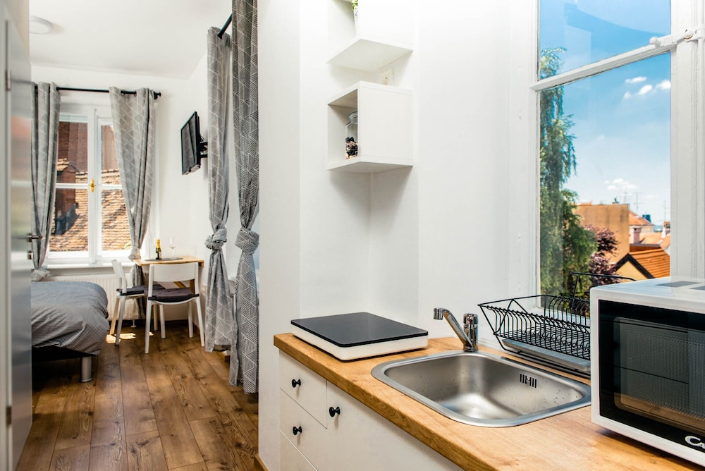 Economy Apartment, 1 Double Bed, Non Smoking, Kitchenette (Old Town Tale 2)