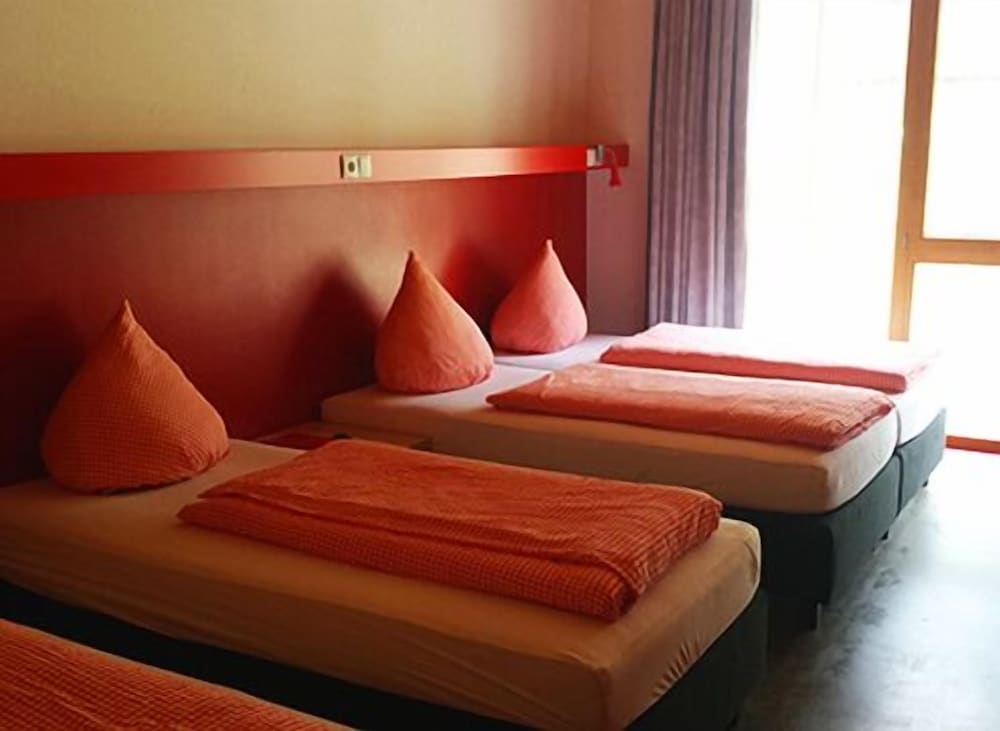 Quadruple Room, Mountain View (Montiel 2nd Floor) photo 2
