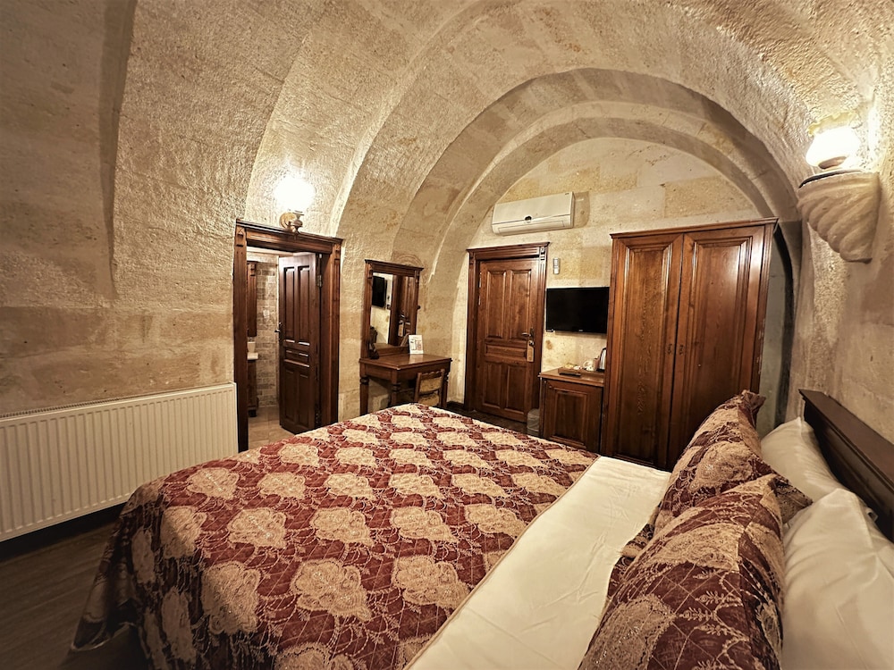 Standard Room, Balcony - Photo 4