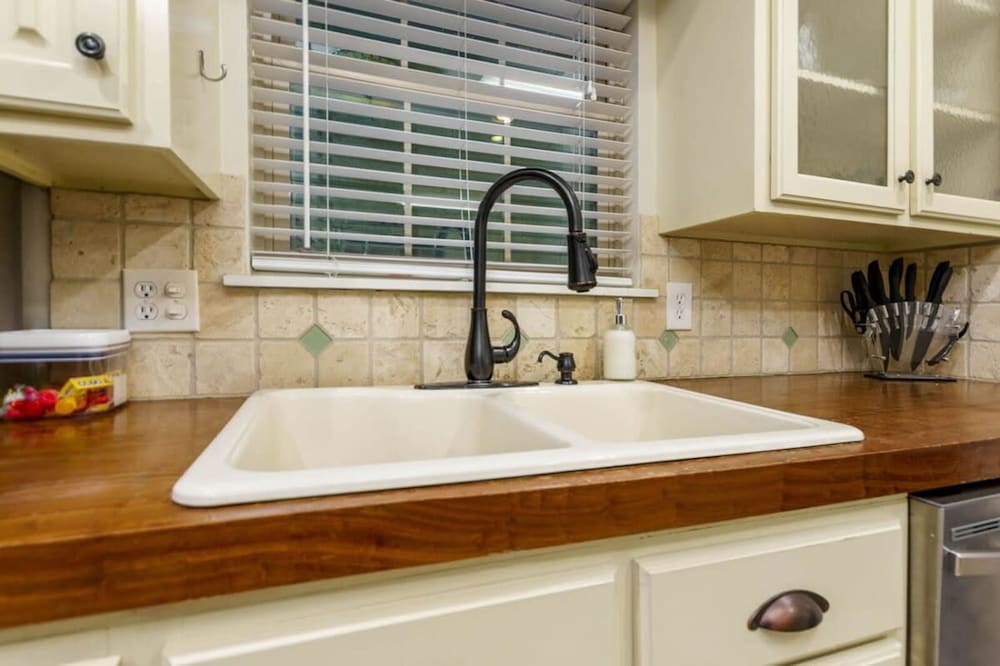 Bama Ranch 4 Miles to Stadium Sleeps 8, Billede 15