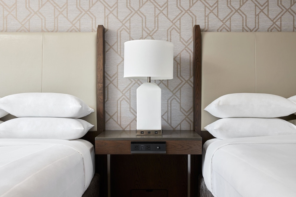 Superior Room, 2 Queen Beds, Mobility Accessible, Tower (Mobility/Hearing Access, Roll-In Shwr)