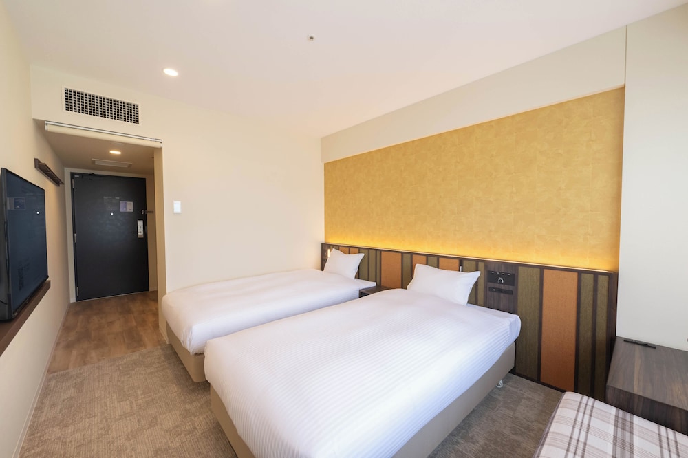 Superior Twin Room, Non Smoking (Pagoda view) photo 3