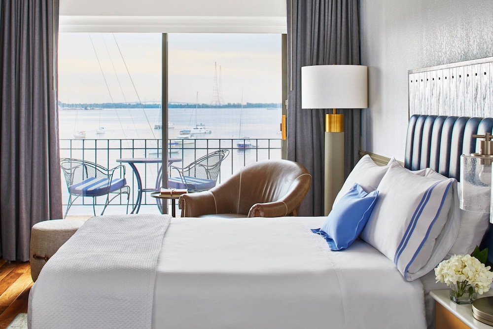 Room, 2 Queen Beds, Balcony - Photo 2