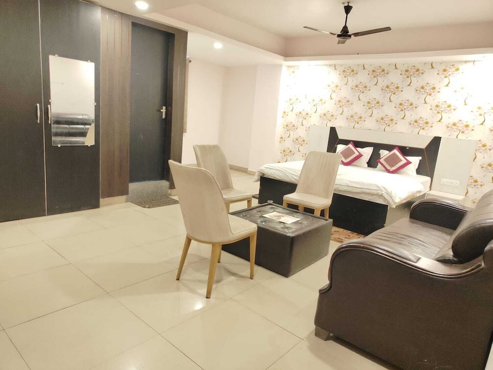 Family Room, Air conditioning - Photo 3