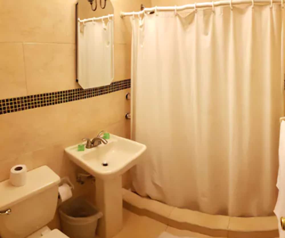 Deluxe Suite, Non Smoking, City View photo 2