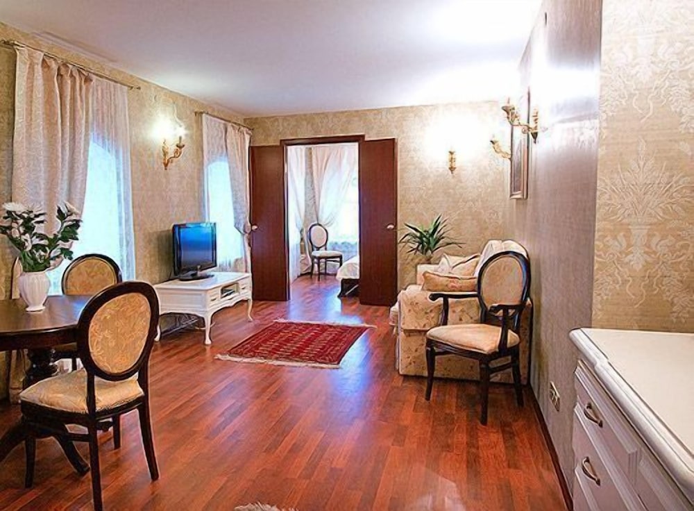 Design Suite, 1 Bedroom, Kitchen, Corner photo 1