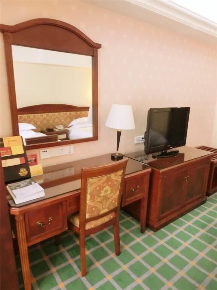 Standard Twin Room - Photo 5