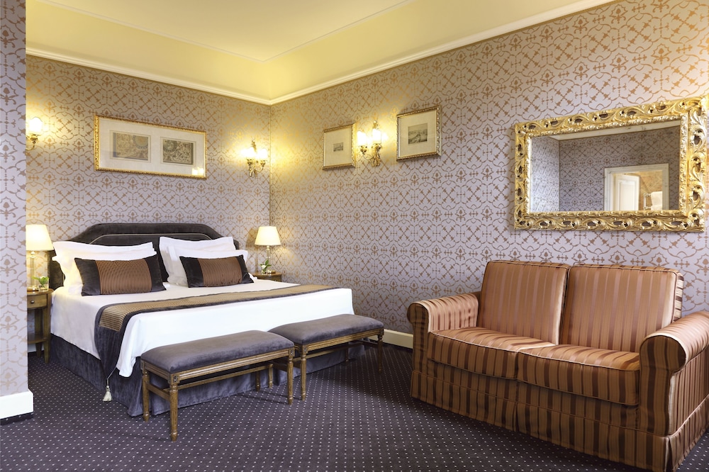 Classic Triple Room with 3 Adults Occupancy (Non Smoking)