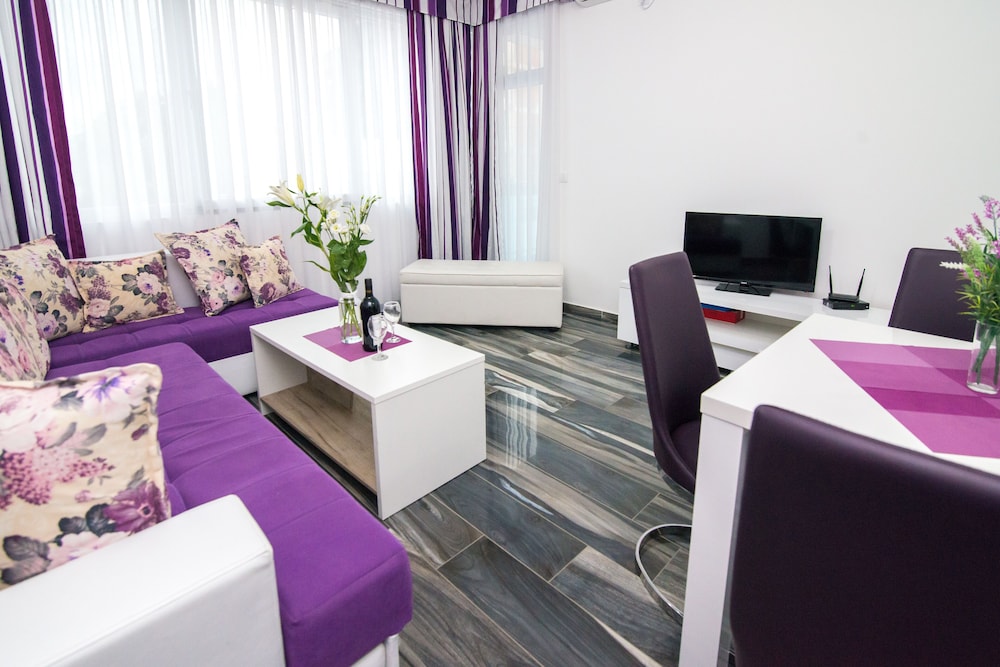 Superior Apartment