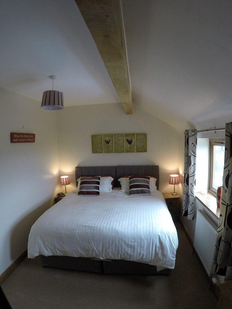 Double Or Twin Room photo 3