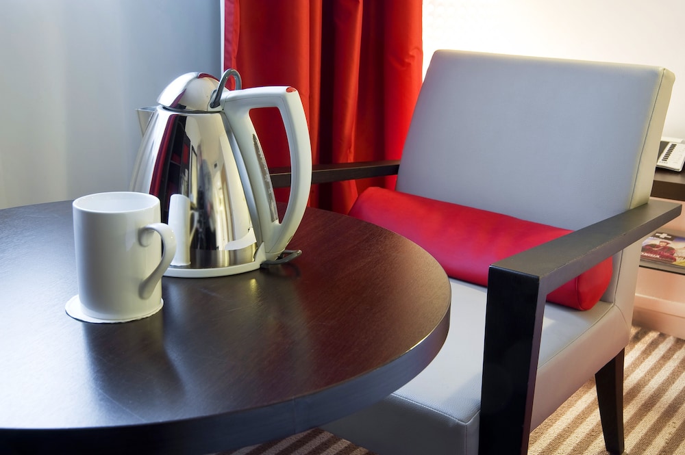 Standard Room, 2 Double Beds, City View - Photo 3
