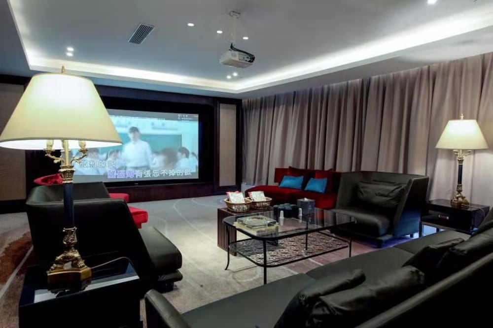 Executive Suite photo 1
