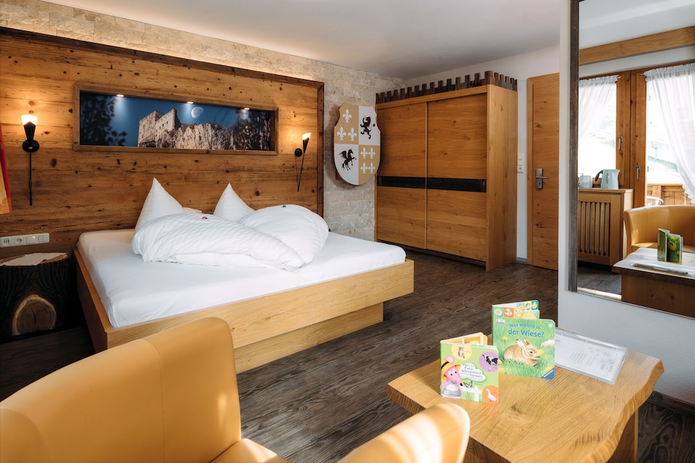 Suite (Ritter) photo 1