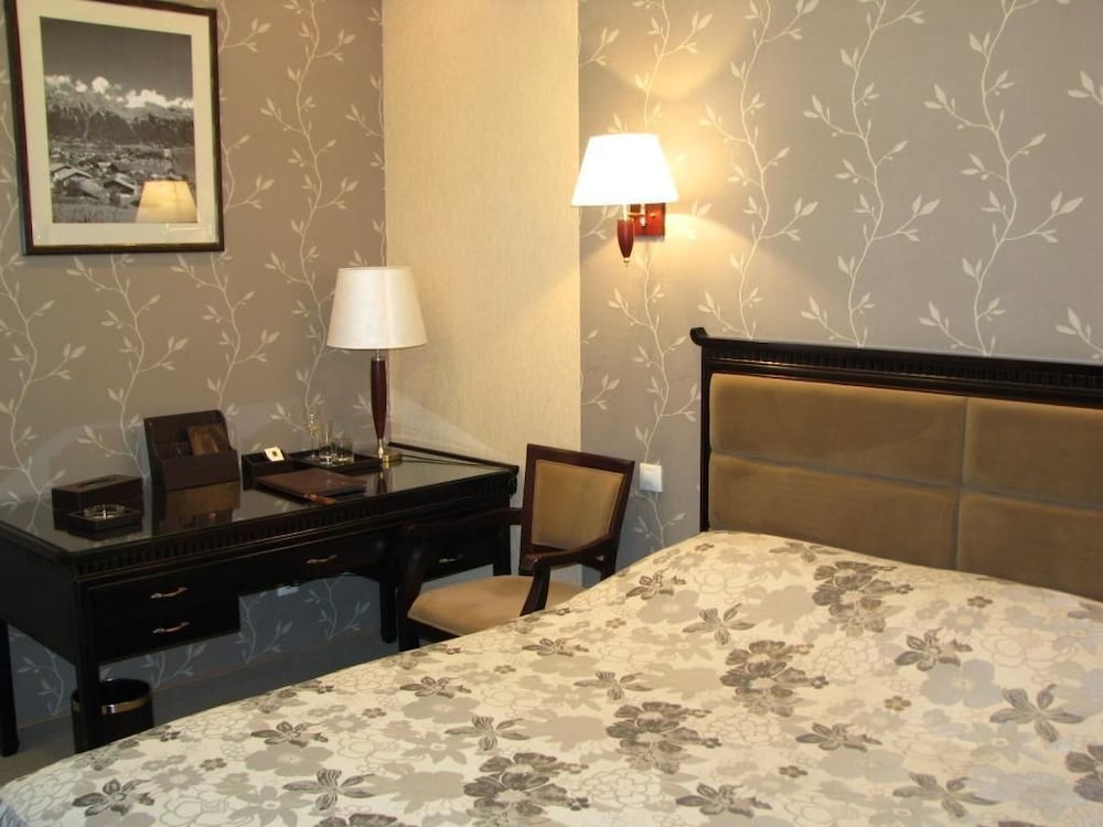 Standard Double Room photo 2