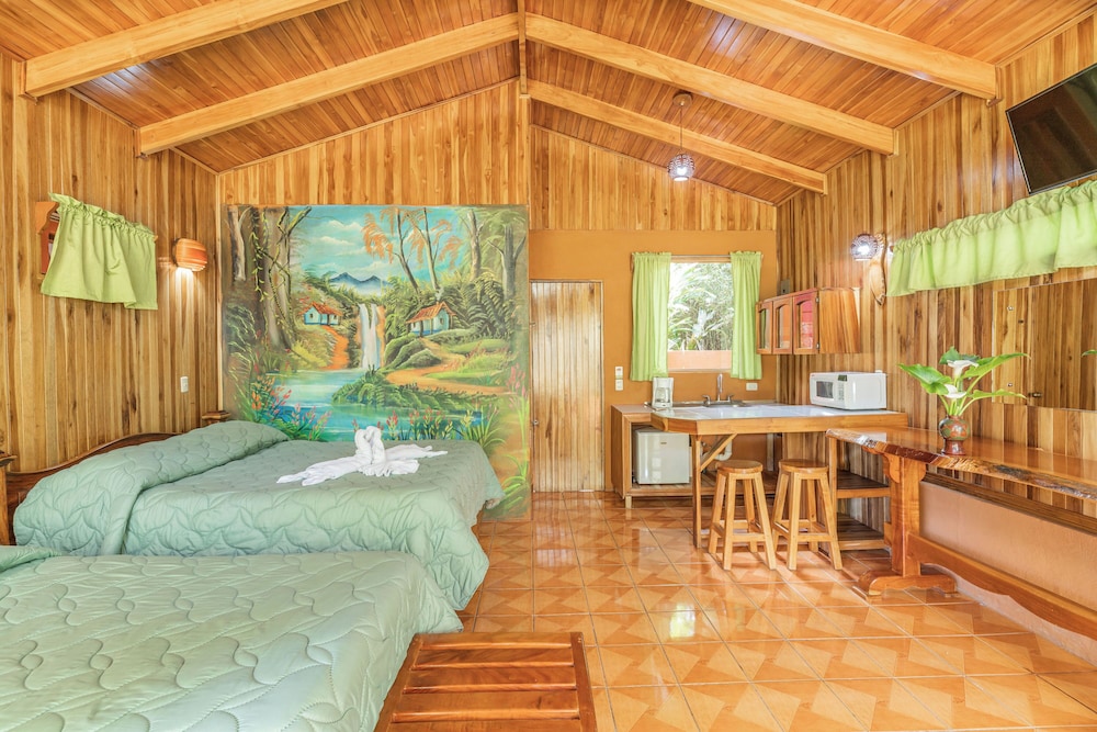 Family Cabin photo 3