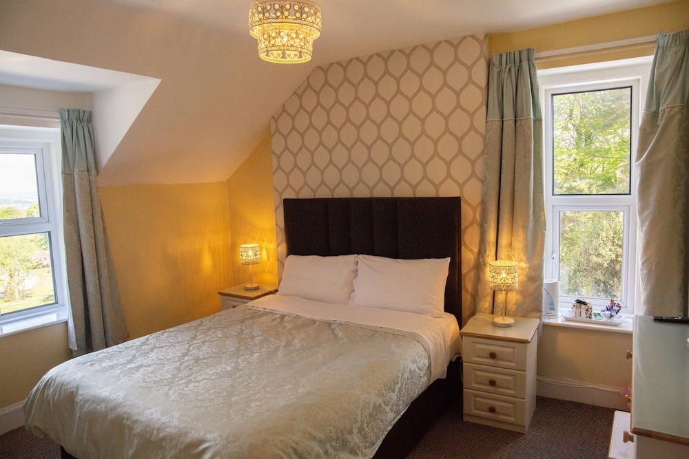 Double Room - Photo 7