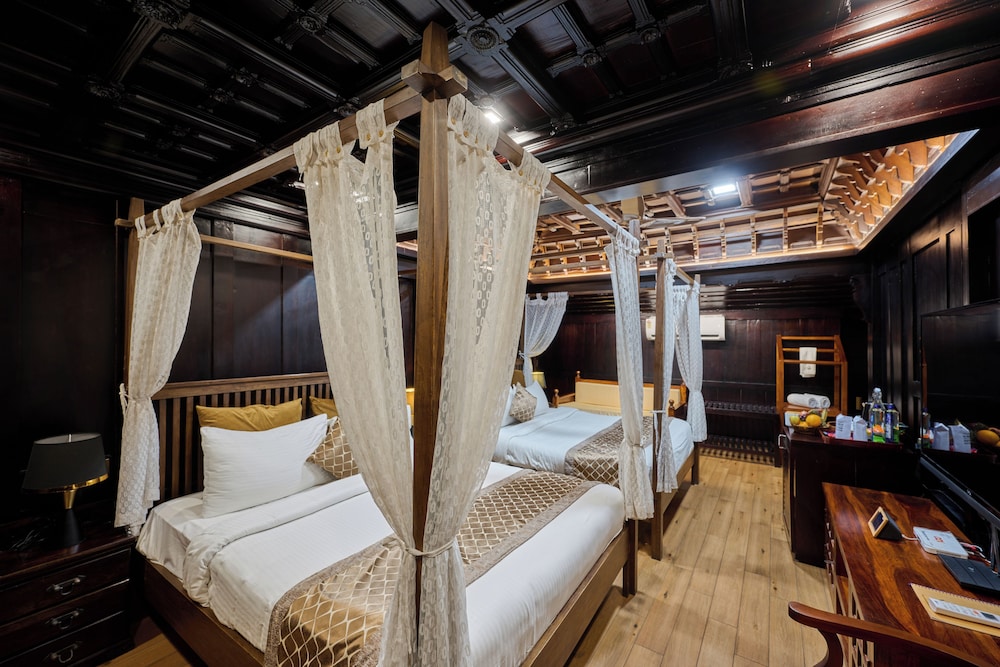 Luxury Twin Room, Garden View