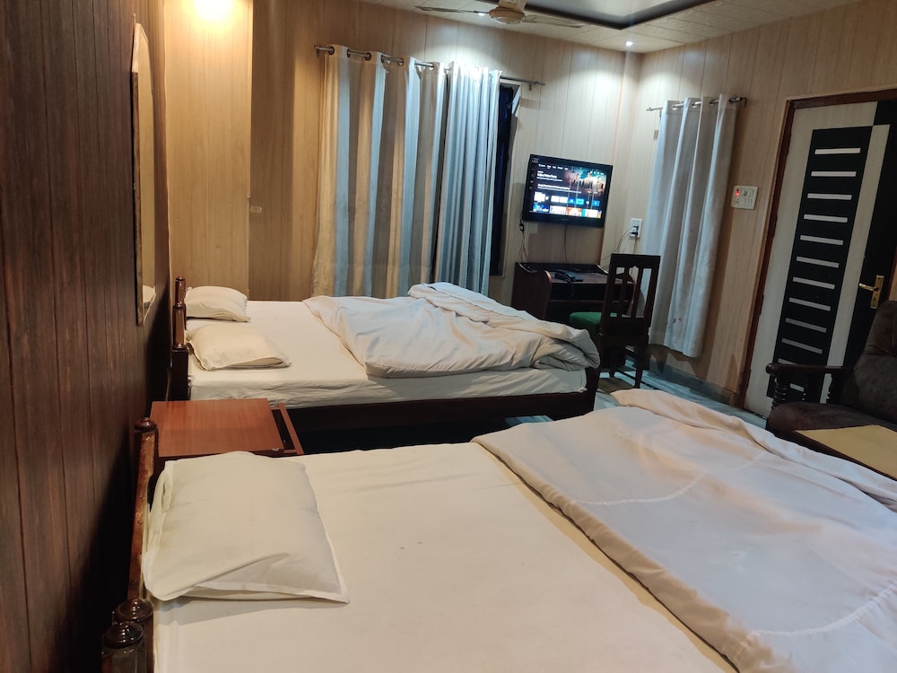 Deluxe Quadruple Room photo 3