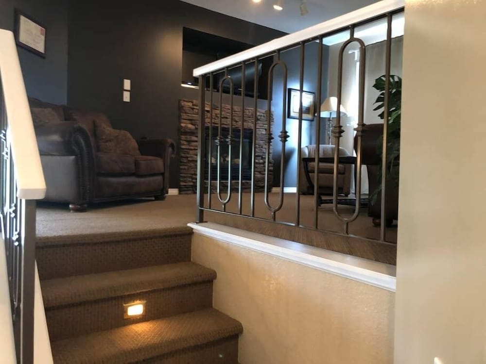 Luxury Condo, 2 Bedrooms (U409) photo 2