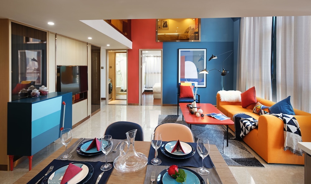 Three-Bedroom Suite photo 2