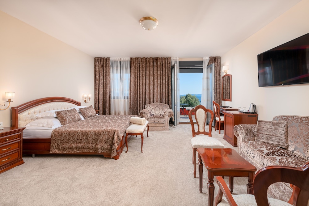 Exclusive Double Room, Balcony