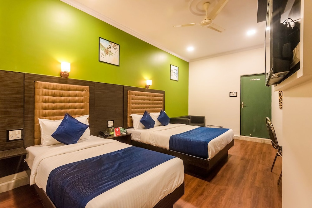 Luxury Triple Room, 1 Bedroom, Smoking, City View