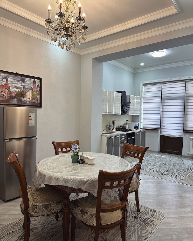 Luxury Apartment, 2 Bedrooms (Lower Floor) photo 3