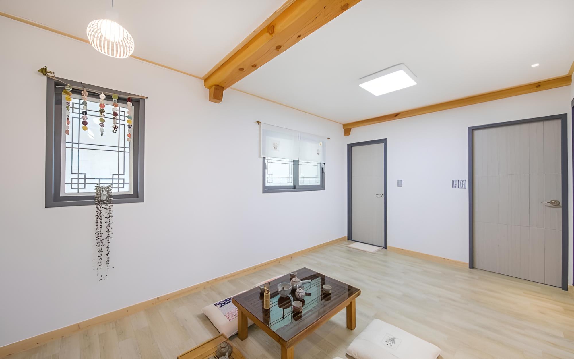 Room (Building 1 (Private BBQ)) photo 2