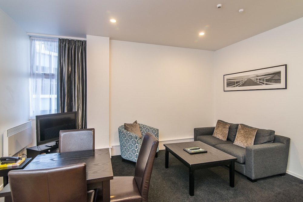 1 Bedroom Twin Apartment - Photo 19