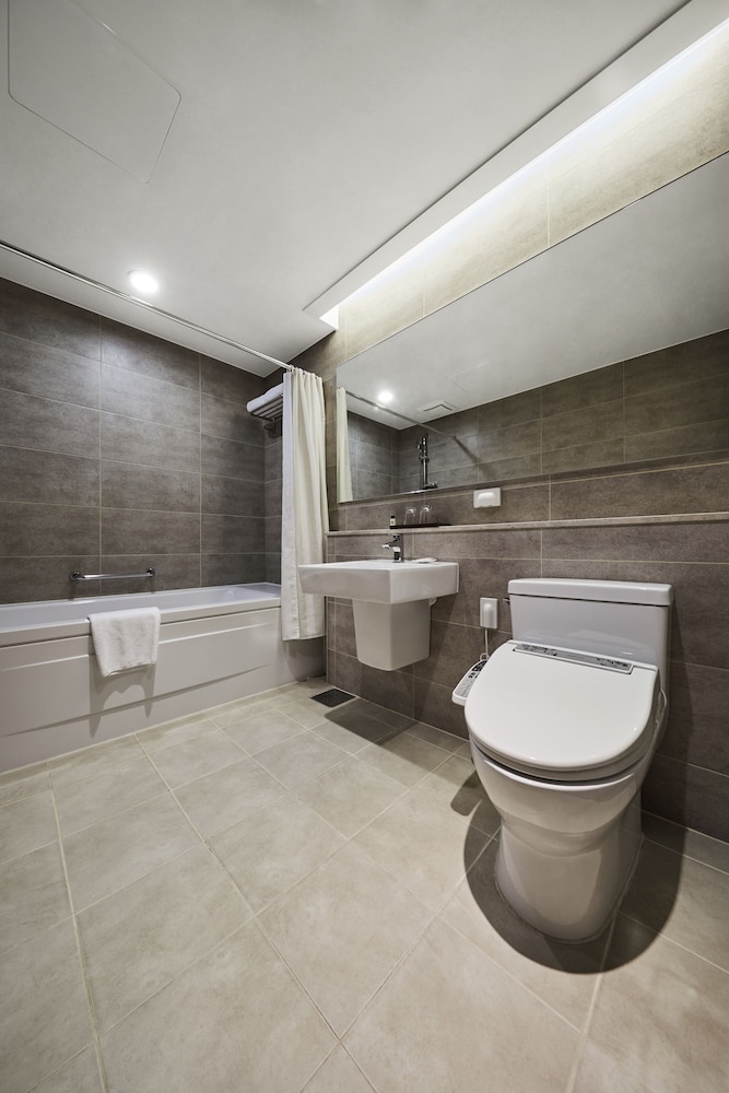Deluxe Suite Double