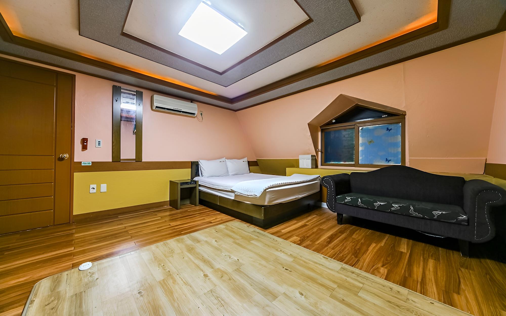 Room (Semi-Special Room) - Photo 1