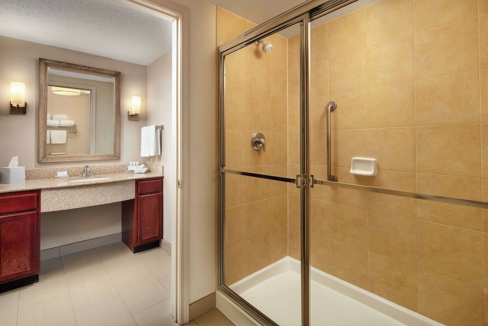 Suite, 1 Bedroom - Photo 9