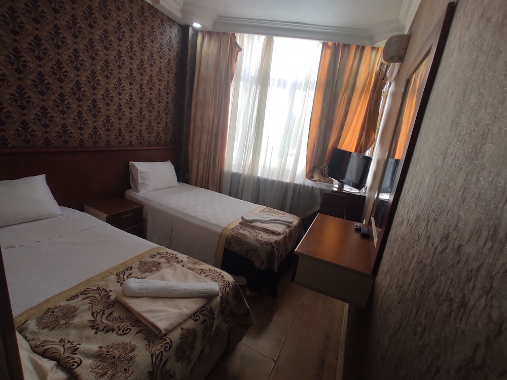 Standard Double Room, 1 Double Bed, Non Smoking photo 2