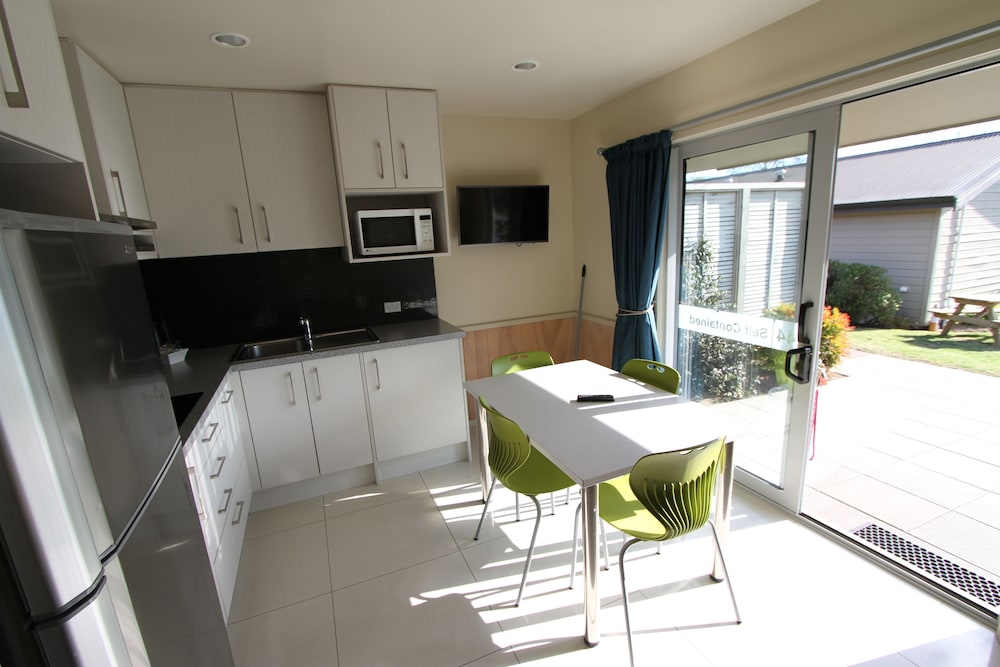 Family Room, 2 Bedrooms, Non Smoking, Private Bathroom photo 1