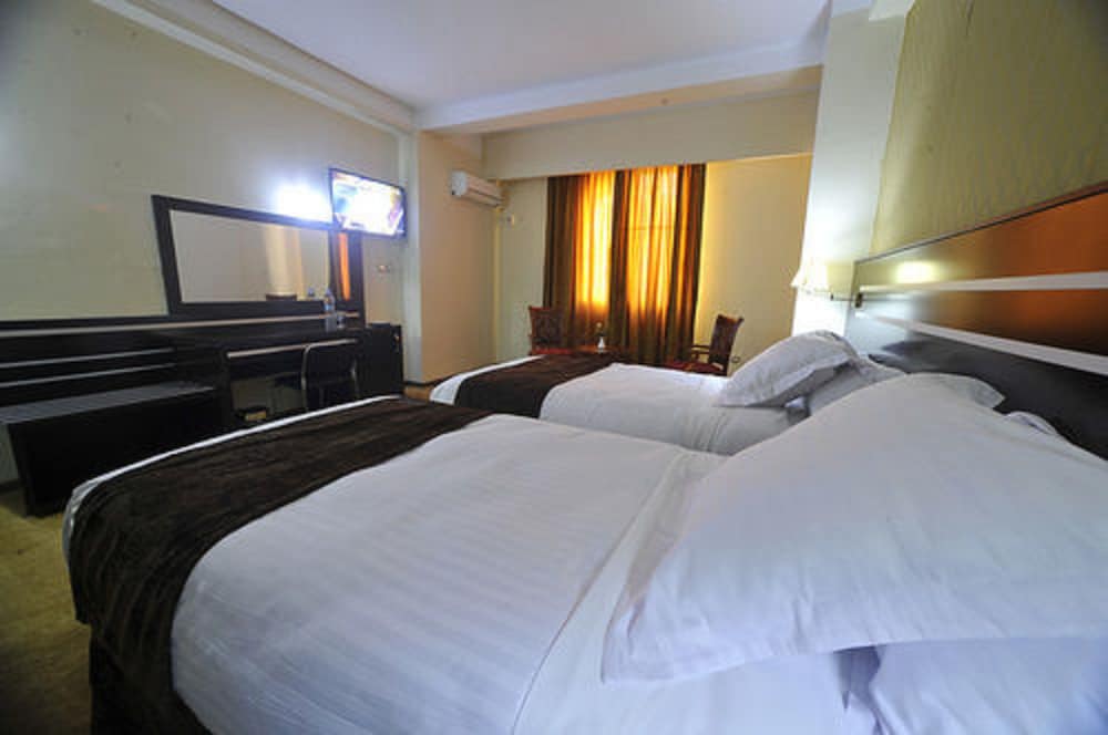 Classic Double or Twin Room photo 3