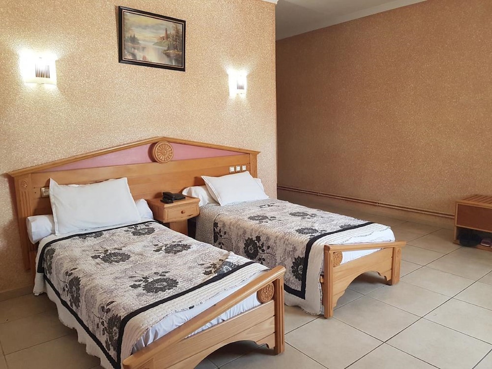 Double Room - Photo 3