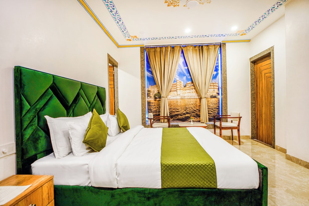 Executive Room - Photo 9